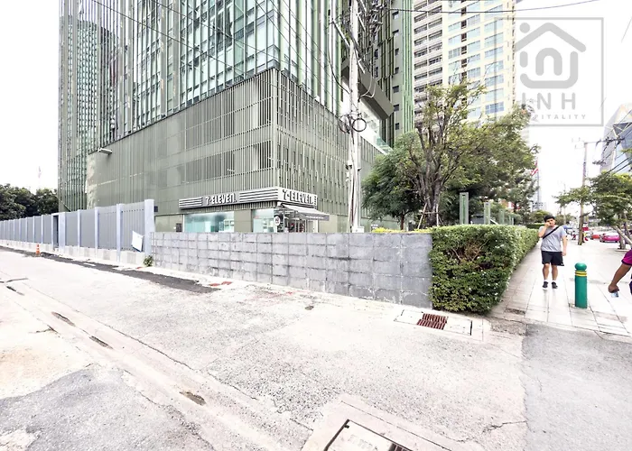 High-floor Luxury 2 Bedrooms 2 Bathrooms King&queen Bed Sky Pool Heart Of Siam District 曼谷高层奢华套房 两卧两卫 特大床 大床 无边泳池 坐落暹罗商圈核心 曼谷
