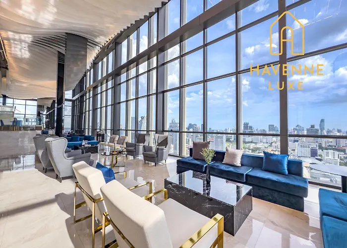 High-floor Luxury 2 Bedrooms 2 Bathrooms King&queen Bed Sky Pool Heart Of Siam District 曼谷高层奢华套房 两卧两卫 特大床 大床 无边泳池 坐落暹罗商圈核心 *