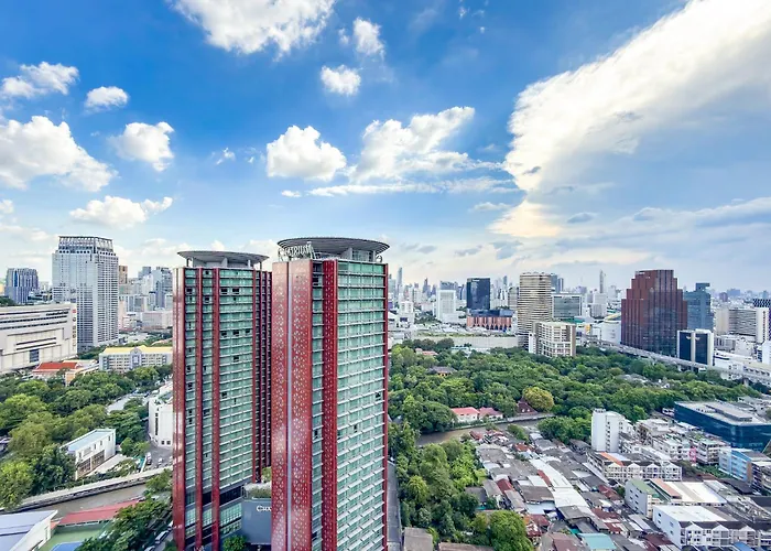 High-floor Luxury 2 Bedrooms 2 Bathrooms King&queen Bed Sky Pool Heart Of Siam District 曼谷高层奢华套房 两卧两卫 特大床 大床 无边泳池 坐落暹罗商圈核心 曼谷
