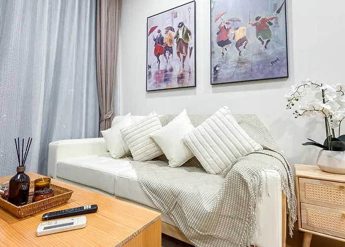 High-floor Luxury 2 Bedrooms 2 Bathrooms King&queen Bed Sky Pool Heart Of Siam District 曼谷高层奢华套房 两卧两卫 特大床 大床 无边泳池 坐落暹罗商圈核心 *