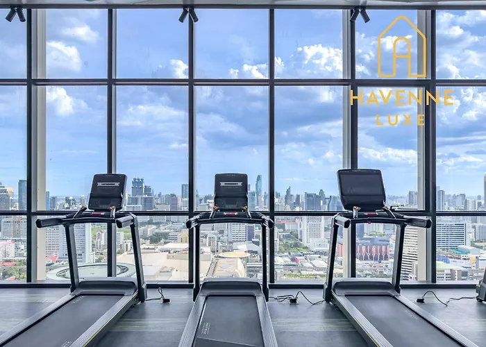 High-floor Luxury 2 Bedrooms 2 Bathrooms King&queen Bed Sky Pool Heart Of Siam District 曼谷高层奢华套房 两卧两卫 特大床 大床 无边泳池 坐落暹罗商圈核心