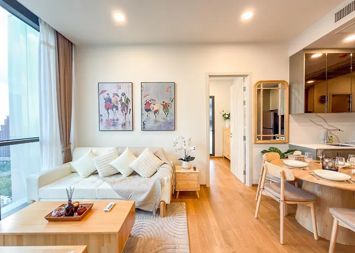 High-floor Luxury 2 Bedrooms 2 Bathrooms King&queen Bed Sky Pool Heart Of Siam District 曼谷高层奢华套房 两卧两卫 特大床 大床 无边泳池 坐落暹罗商圈核心 * 曼谷