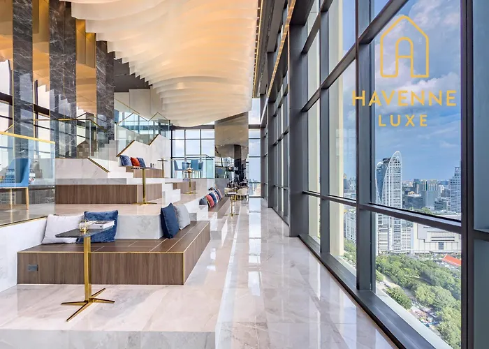 High-floor Luxury 2 Bedrooms 2 Bathrooms King&queen Bed Sky Pool Heart Of Siam District 曼谷高层奢华套房 两卧两卫 特大床 大床 无边泳池 坐落暹罗商圈核心 *